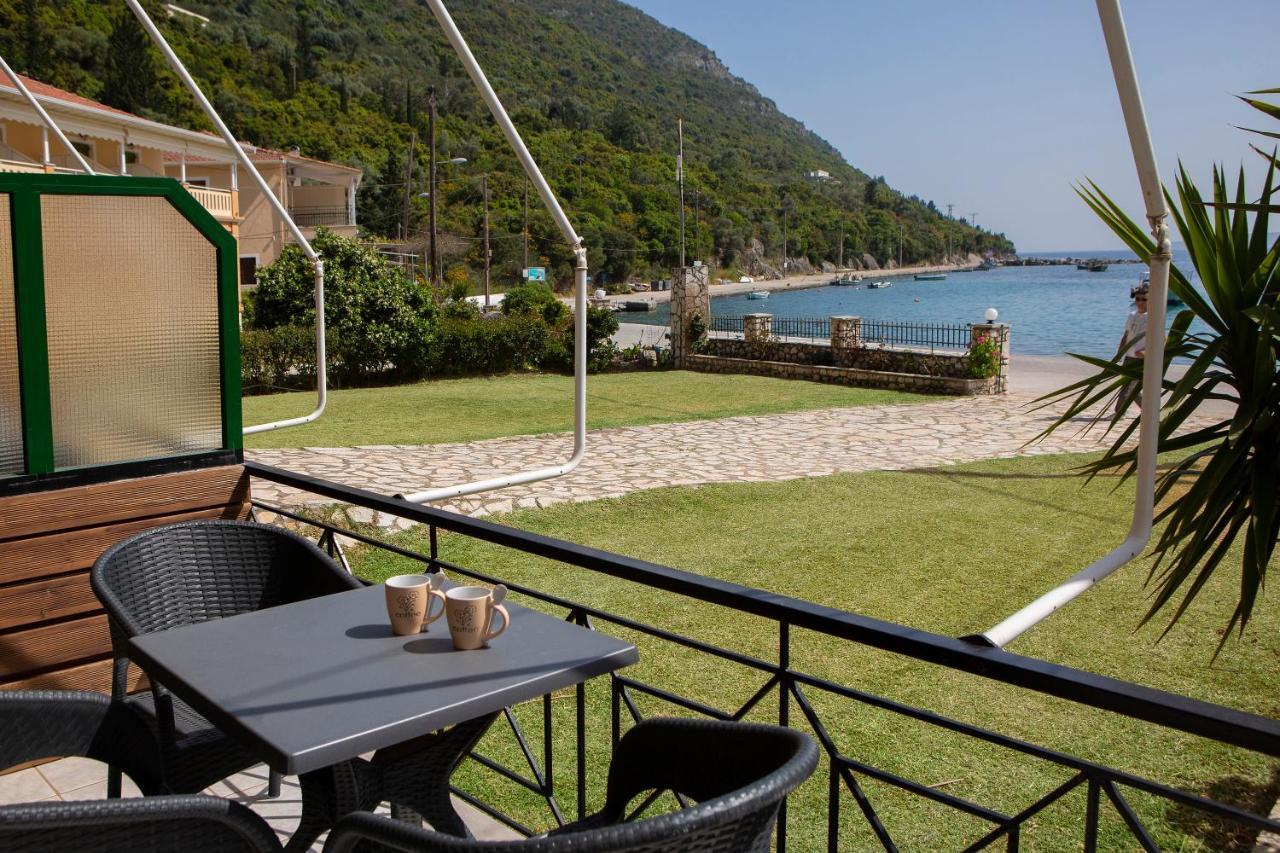 Captain Nick Aparthotel Mikros Gialos Ngoại thất bức ảnh