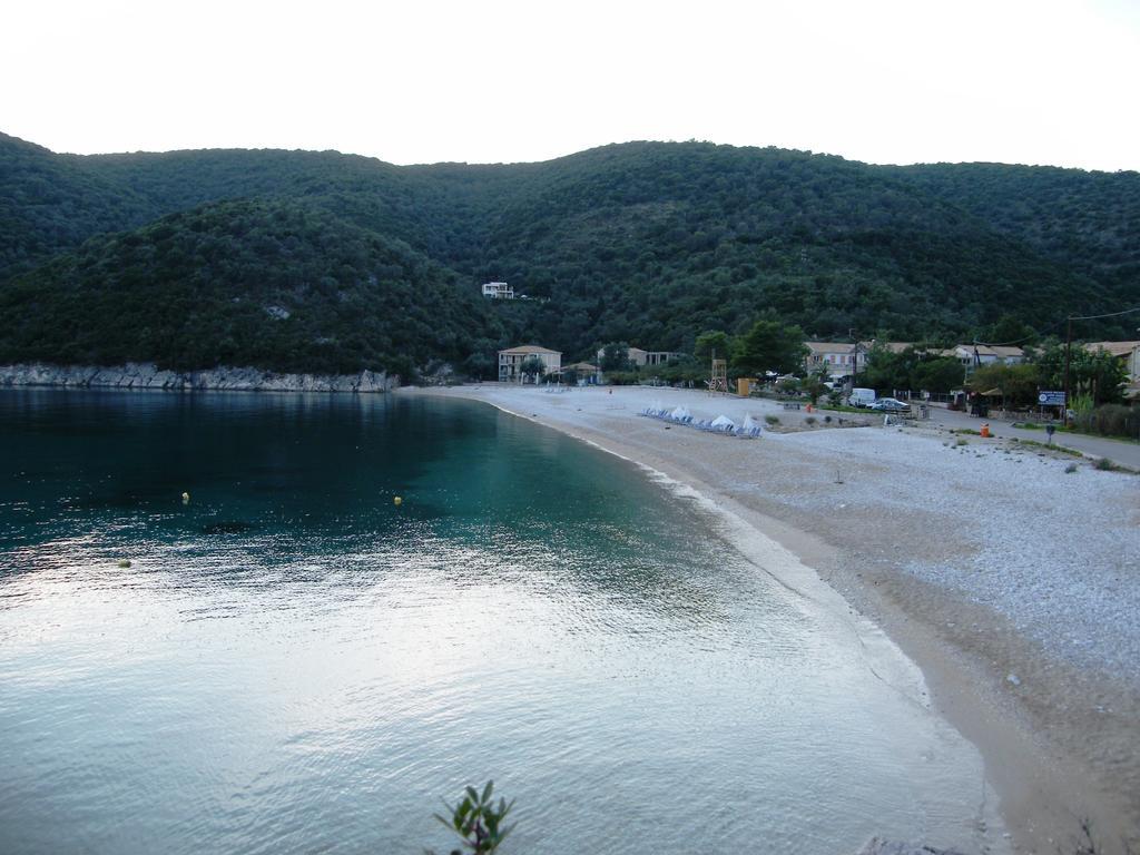 Captain Nick Aparthotel Mikros Gialos Phòng bức ảnh