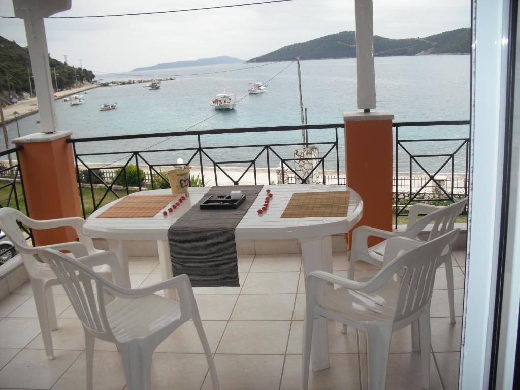 Captain Nick Aparthotel Mikros Gialos Ngoại thất bức ảnh