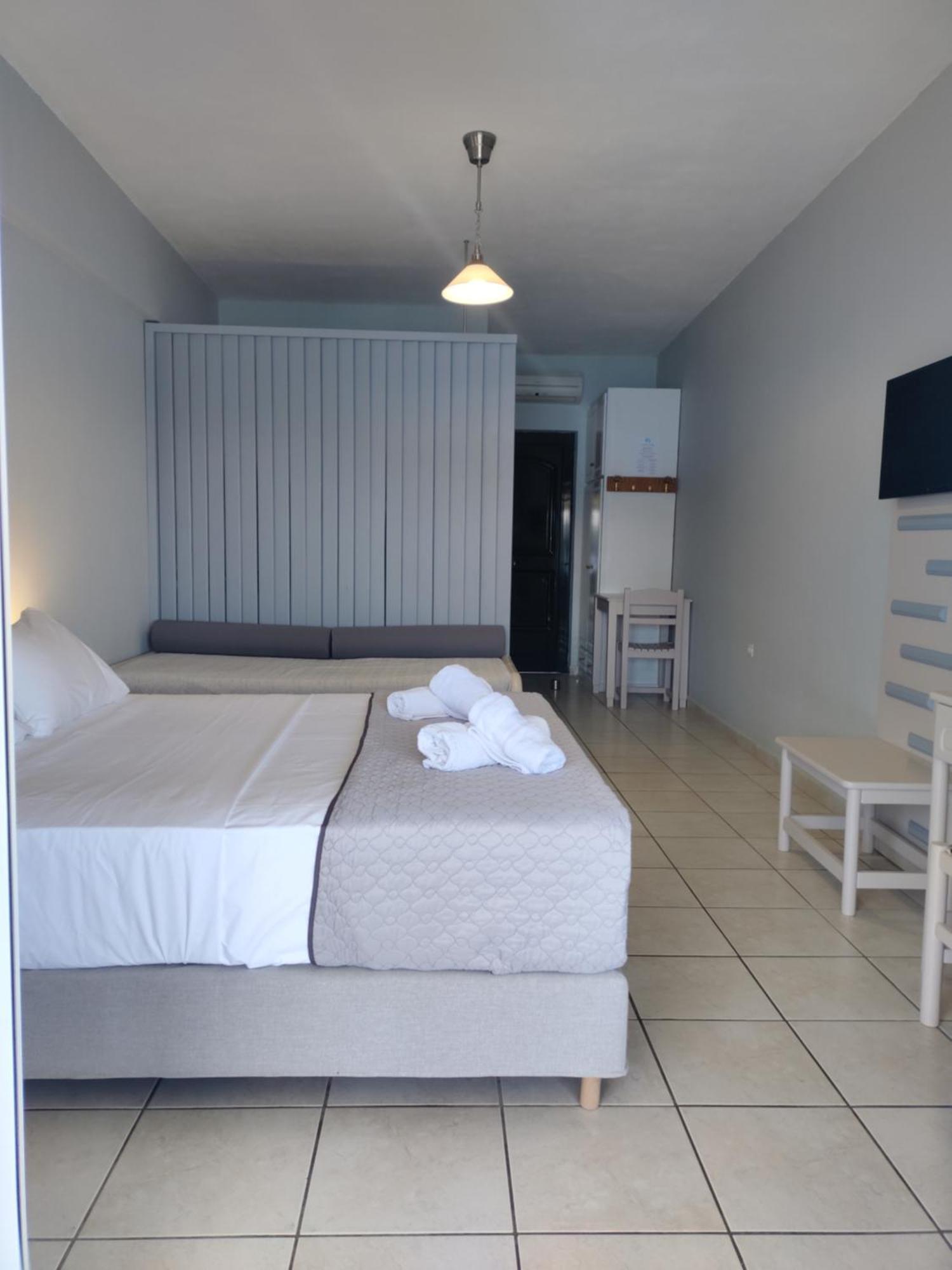 Captain Nick Aparthotel Mikros Gialos Ngoại thất bức ảnh