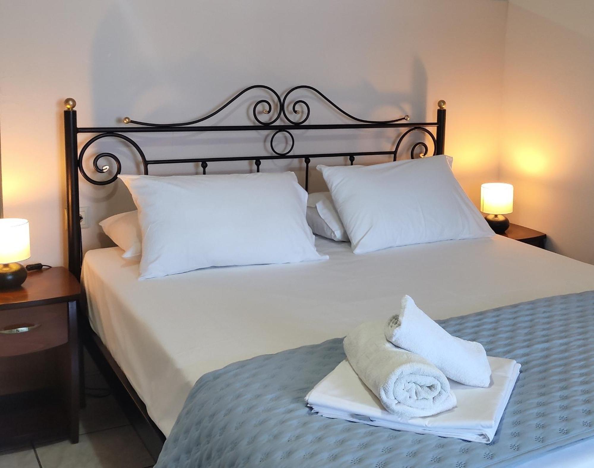 Captain Nick Aparthotel Mikros Gialos Ngoại thất bức ảnh