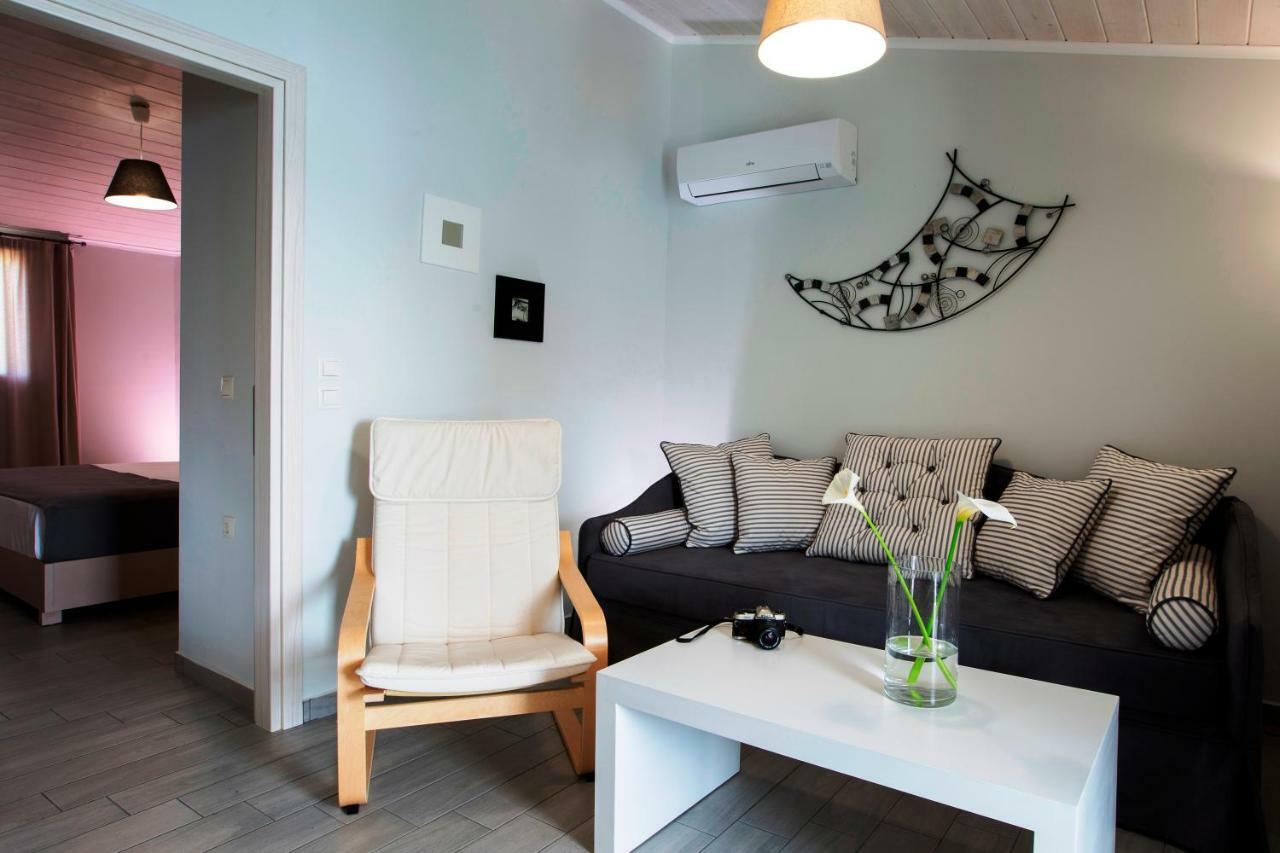 Captain Nick Aparthotel Mikros Gialos Ngoại thất bức ảnh